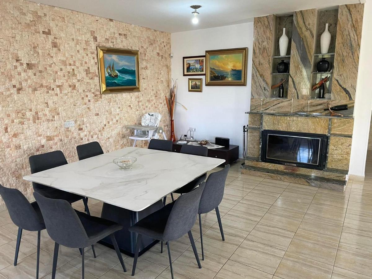 Villa Ocean Stones 1Km From Main Coral Bay Beach 페이야 외부 사진